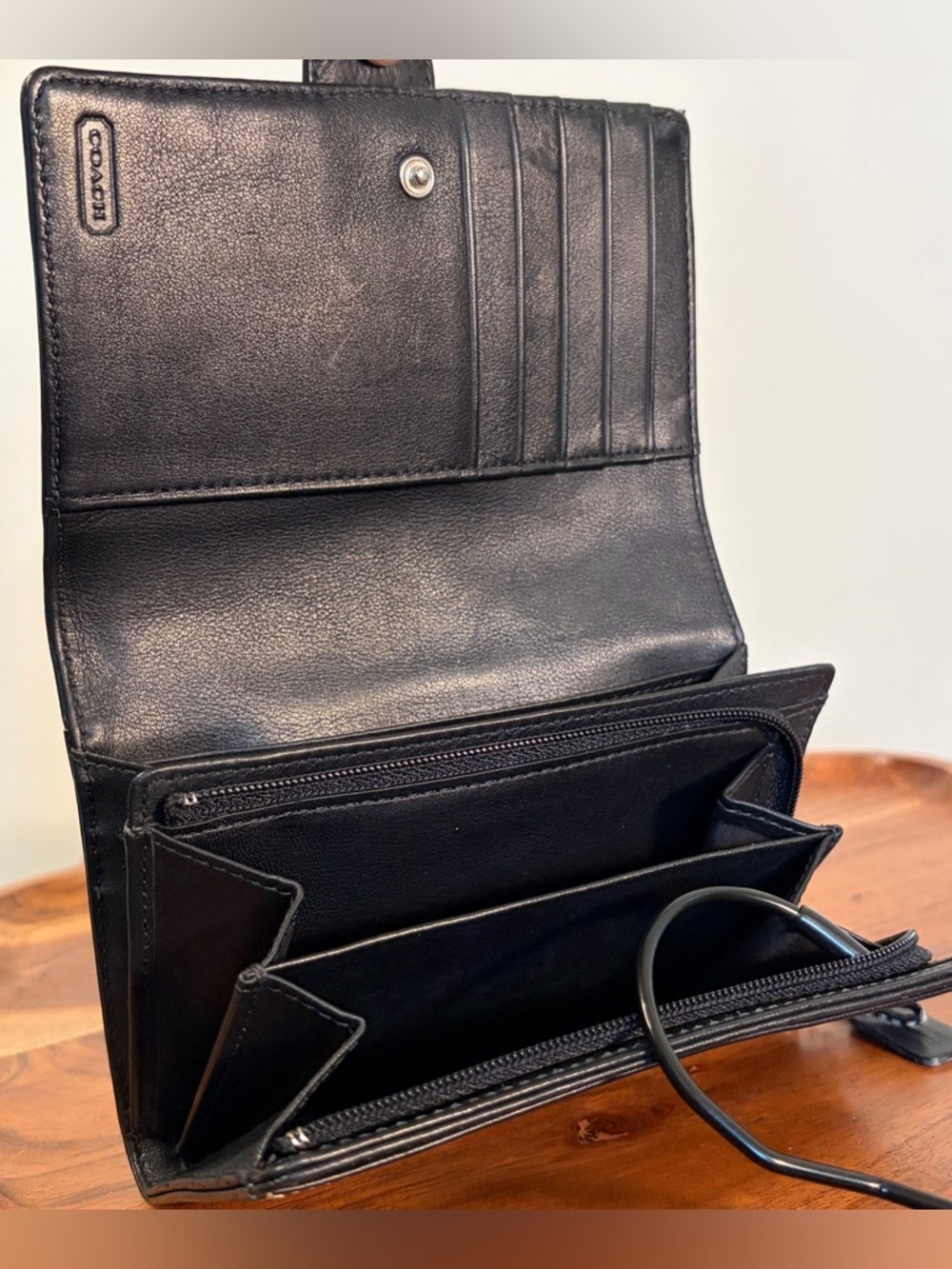 Coach Soho Buckle Bifold Wallet Black NWOT - Picture 9 of 17